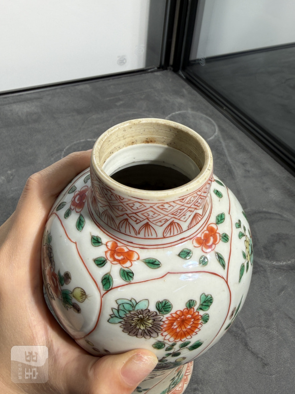 清康熙五彩开光折枝花卉纹盖瓶 - 图10